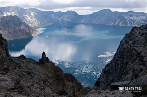  Park Narodowy Changbai Shan - Magiczny Świat Kraterów i Wodospadów!